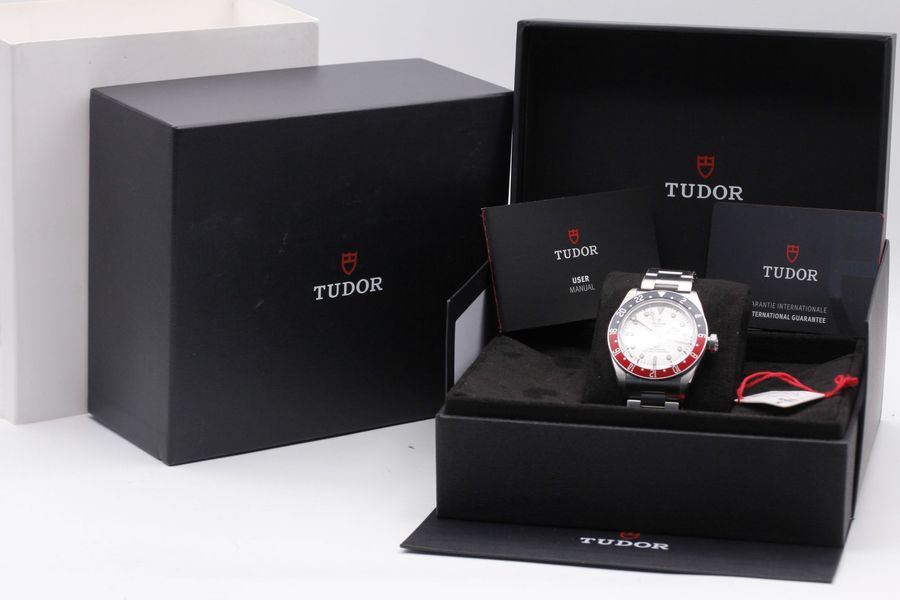 Tudor Black Bay GMT M79830RB-0010